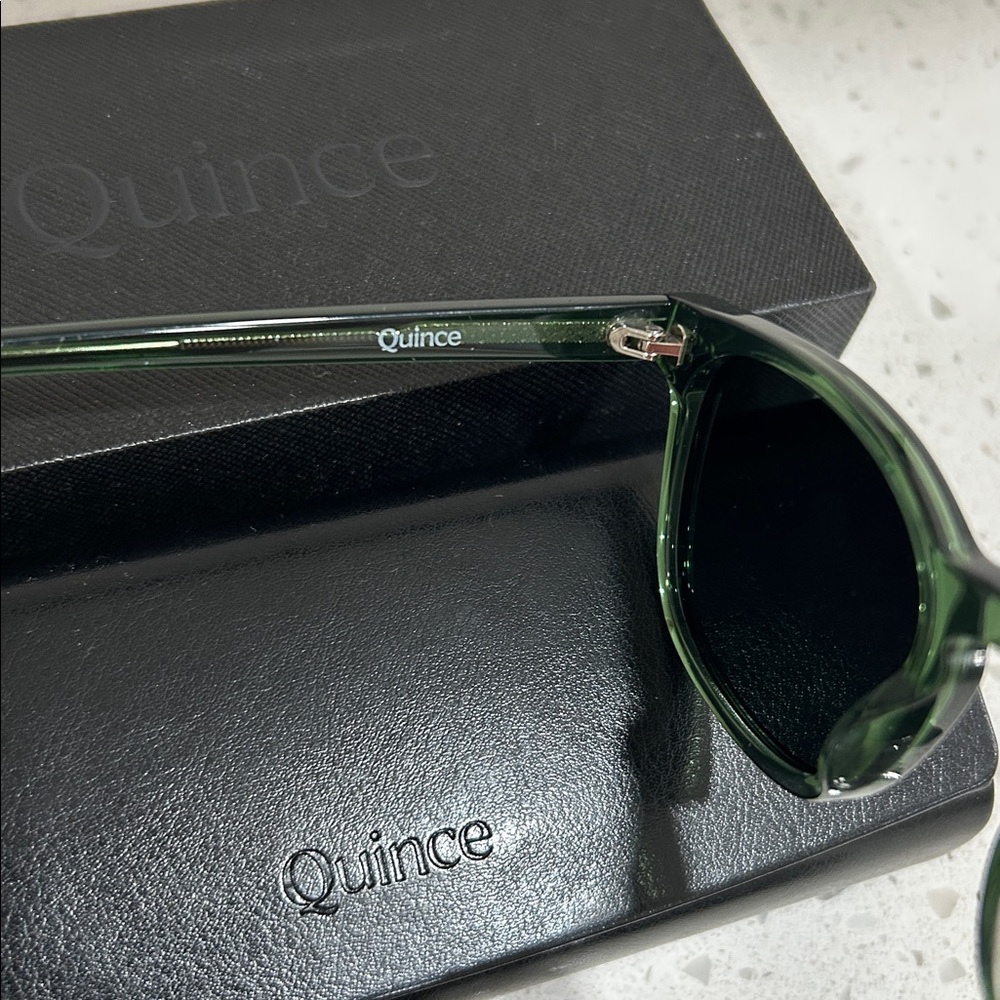 Quince Boston Polarized Acetate Clear Sage Green Lens/Standard Sunglasses New - Picture 2 of 6